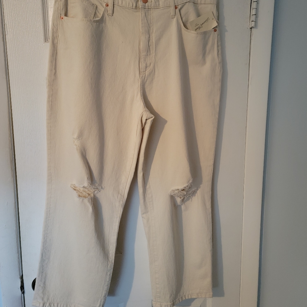 Universal Thread Women Distressed Cropped Jeans 18